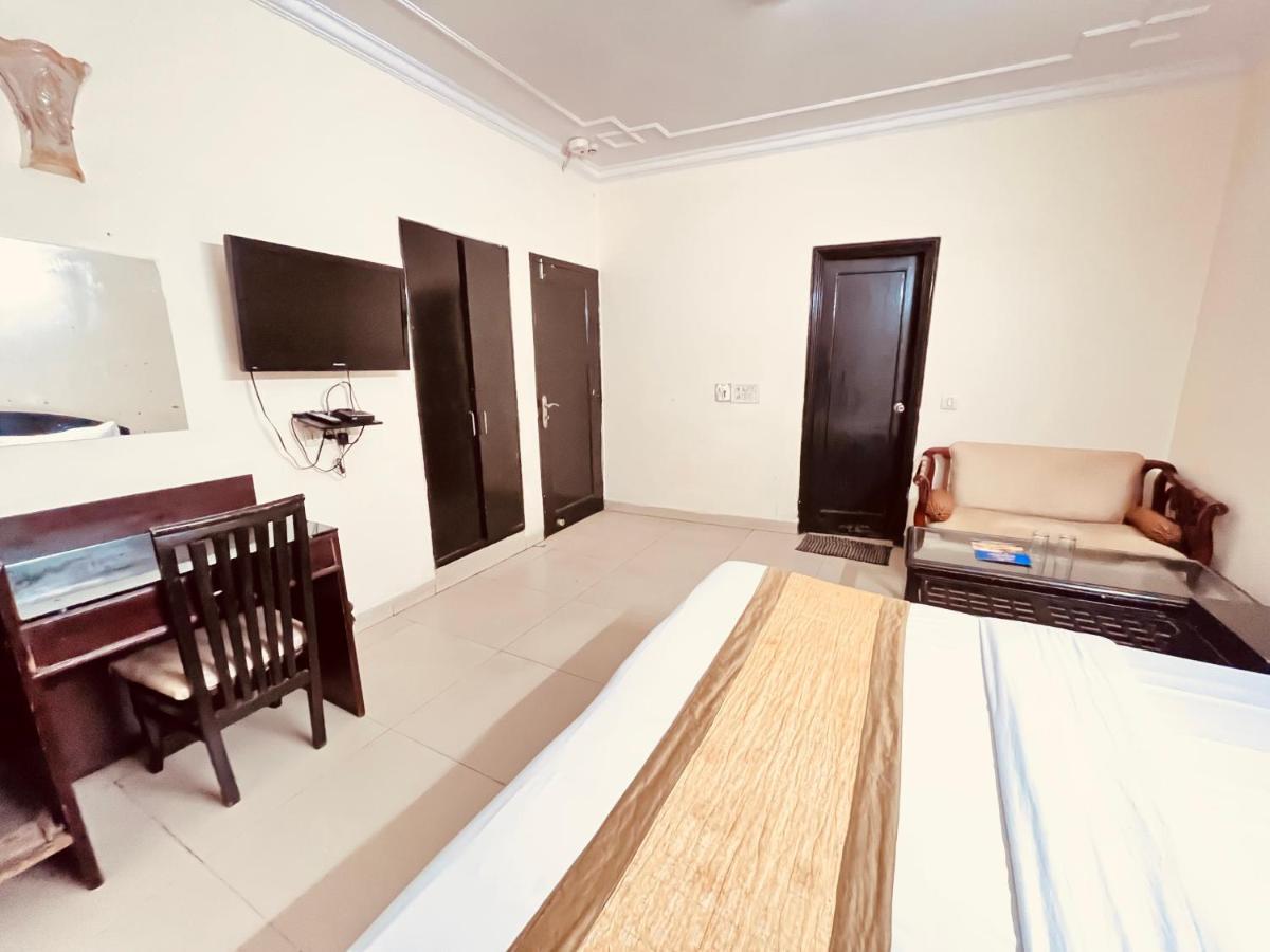 Ashoka Hotel Karol Bagh Delhi Nowe Delhi Zewnętrze zdjęcie