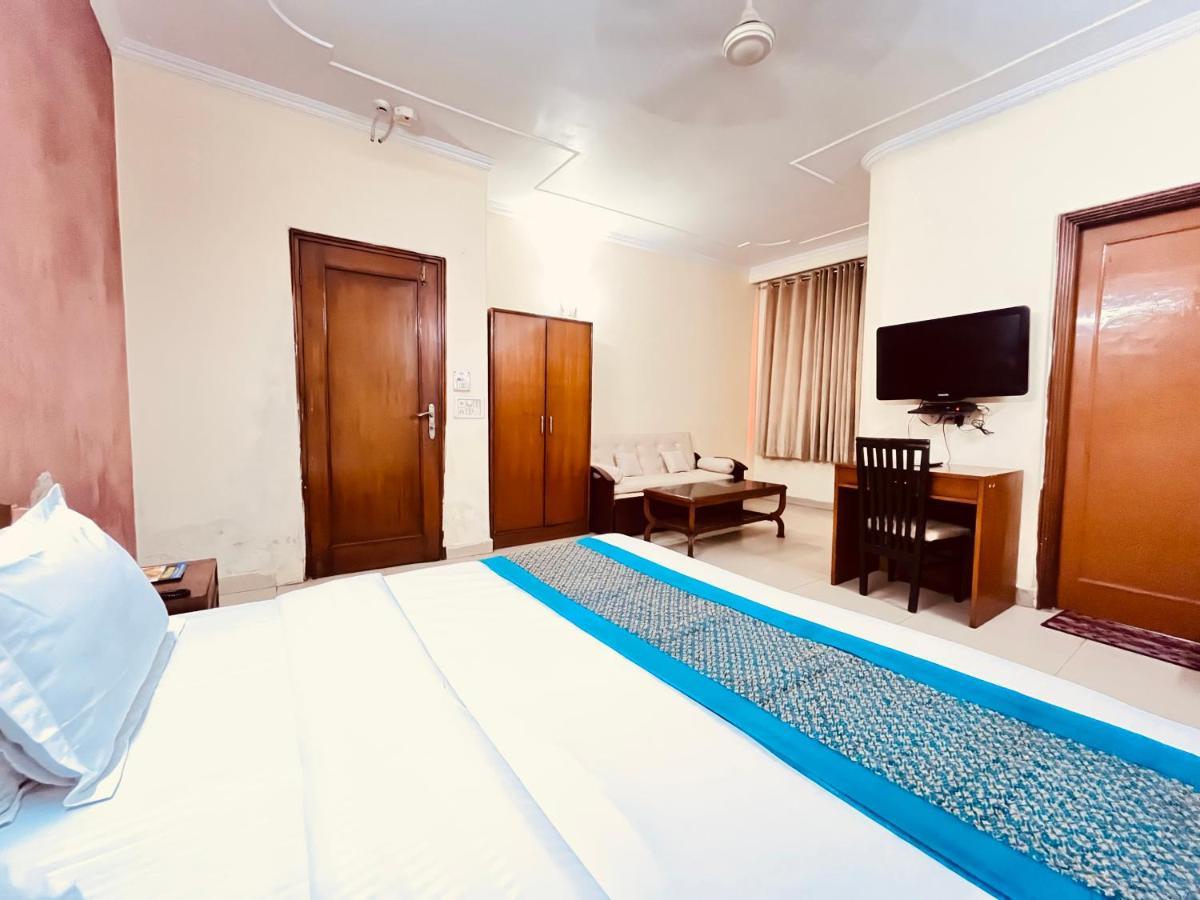 Ashoka Hotel Karol Bagh Delhi Nowe Delhi Zewnętrze zdjęcie
