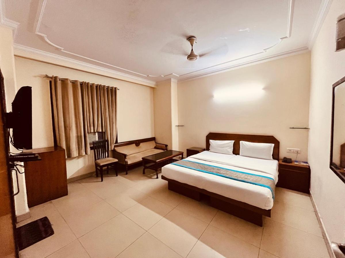 Ashoka Hotel Karol Bagh Delhi Nowe Delhi Zewnętrze zdjęcie