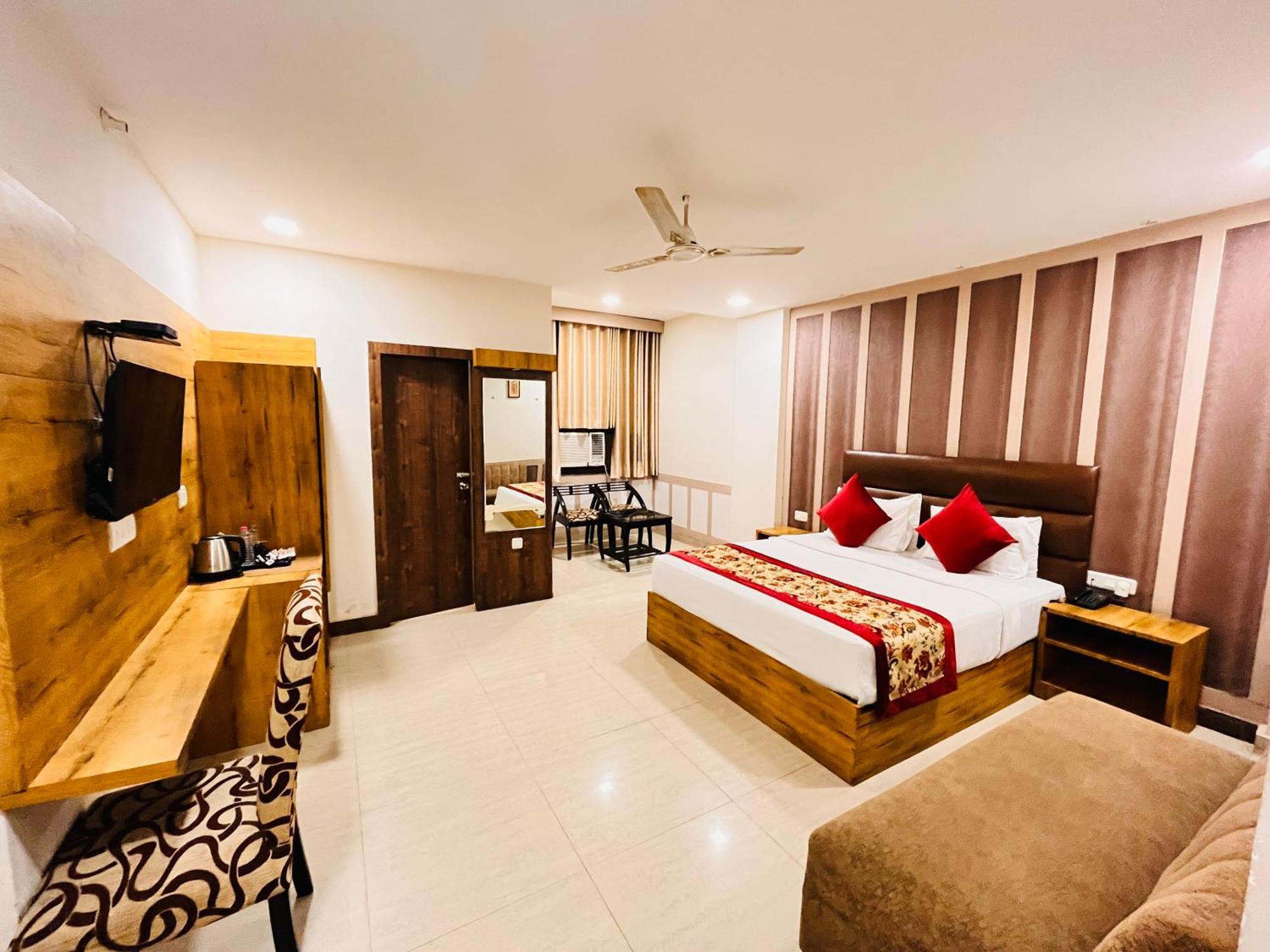 Ashoka Hotel Karol Bagh Delhi Nowe Delhi Zewnętrze zdjęcie