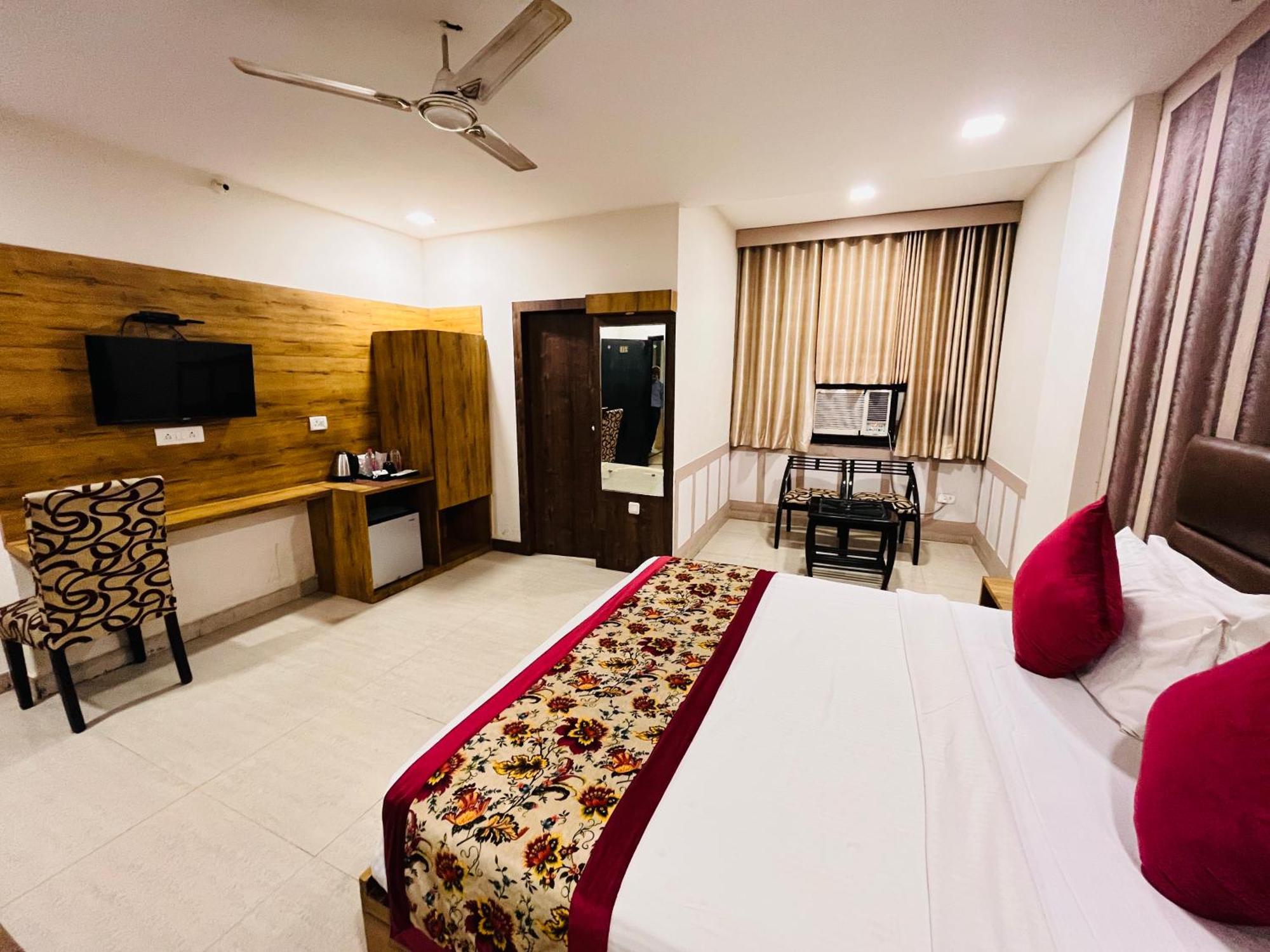 Ashoka Hotel Karol Bagh Delhi Nowe Delhi Zewnętrze zdjęcie