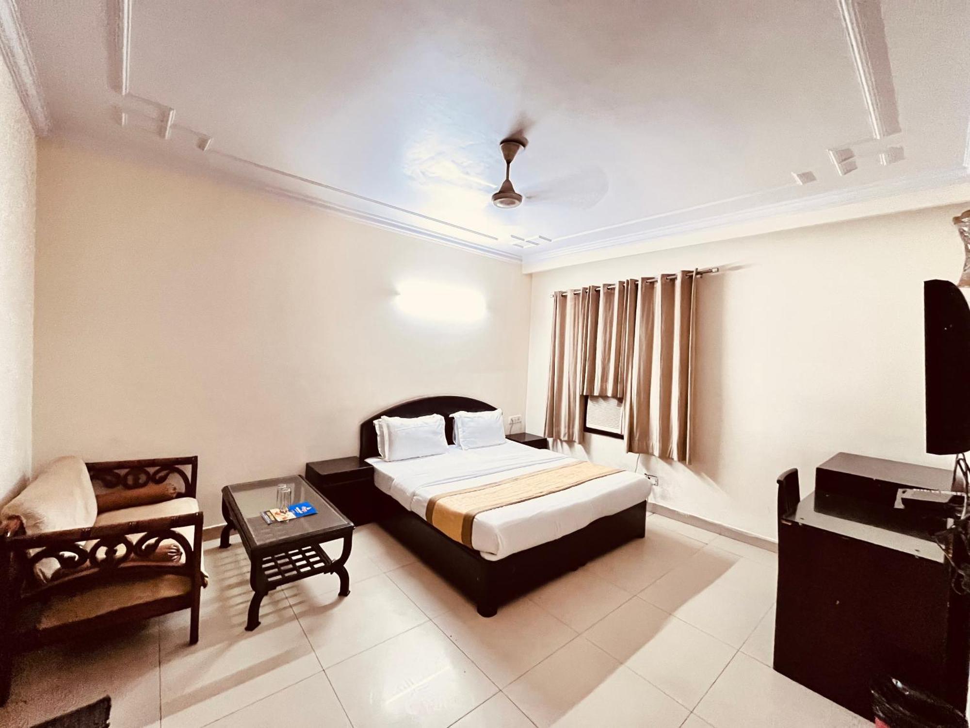 Ashoka Hotel Karol Bagh Delhi Nowe Delhi Zewnętrze zdjęcie