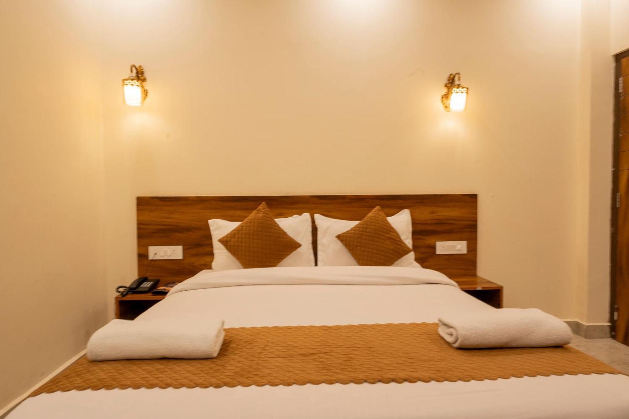 Ashoka Hotel Karol Bagh Delhi Nowe Delhi Zewnętrze zdjęcie